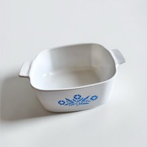 Corning Ware A-1-1/2-B Dish for Bakers; Blue Cornflower 1.5L Casserole